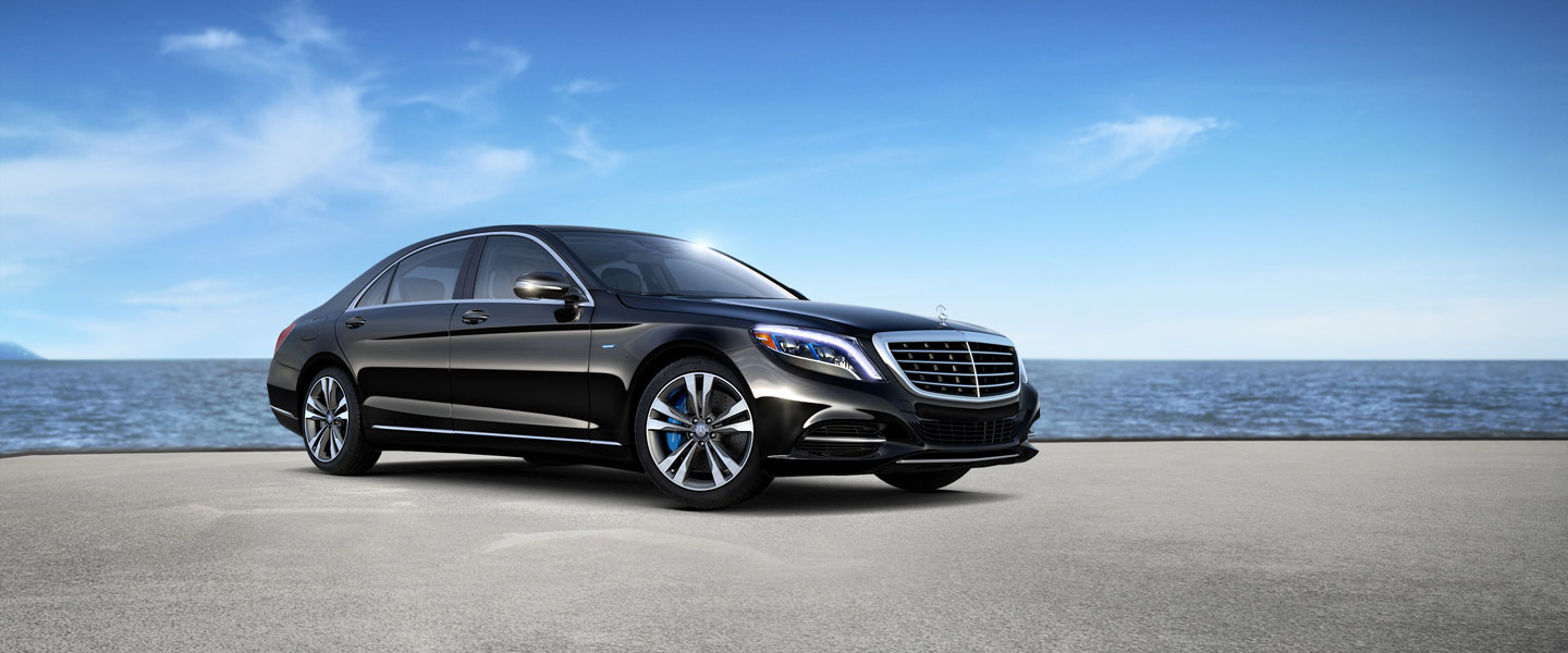 Mercedes-Benz 2016 S CLASS S550 HYBRID SEDAN BACKGROUND BYO D 01