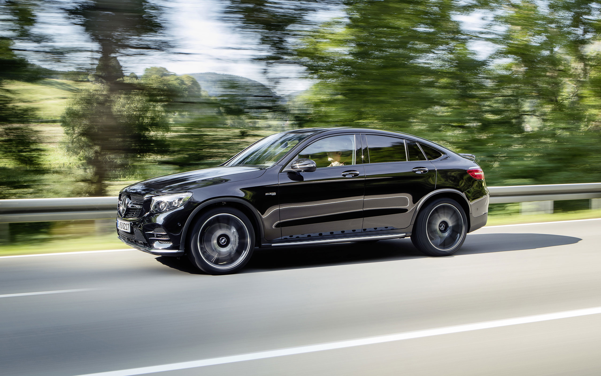 https://assets.mbusa.com/vcm/MB/DigitalAssets/FutureModels/Responsive/2017_GLC43_COUPE/Gallery/2017-GLC-COUPE-GLC43-AMG-FUTURE-GALLERY-002-WR-D.jpg