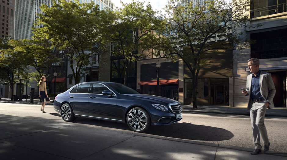 Mercedes Benz Home Of C E S Cls Cl Slk Sl R Glk M Gl G 2018 E Sedan Future Gallery 012 Goe D
