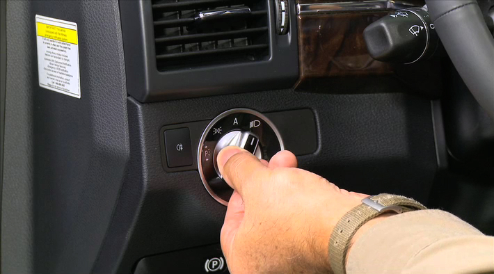008-a_Exterior_Light_Switch.flv