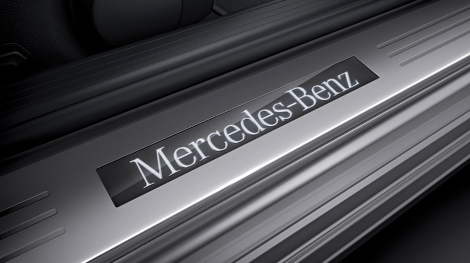 Mercedes-Benz 2014 C CLASS SEDAN GALLERY 029 GOI D