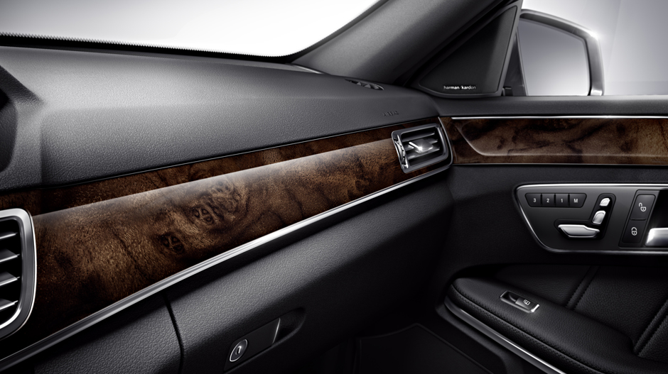Mercedes-Benz 2014 E CLASS WAGON GALLERY 012 GOI D