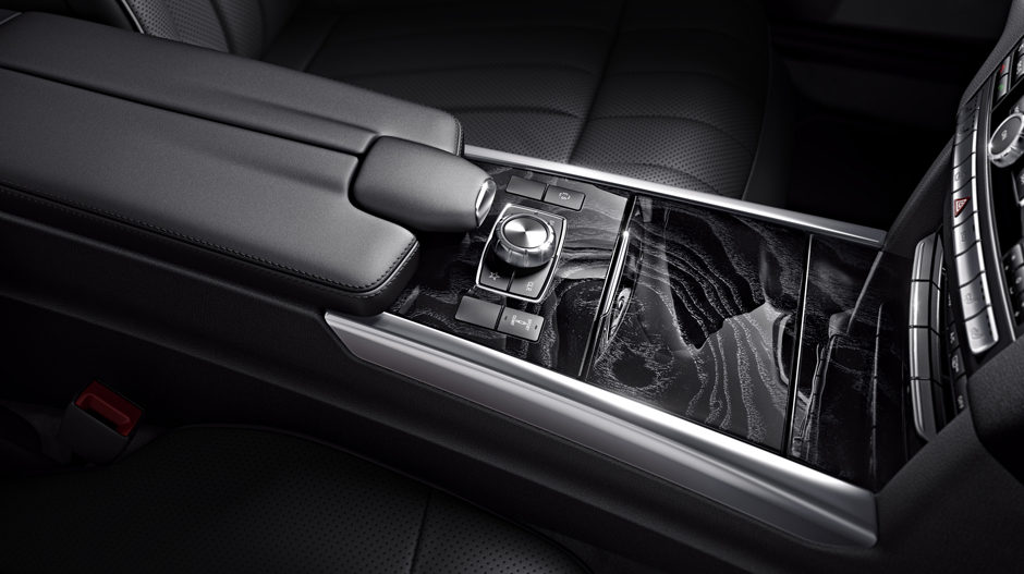Mercedes-Benz 2014 E CLASS WAGON GALLERY 015 GOI D