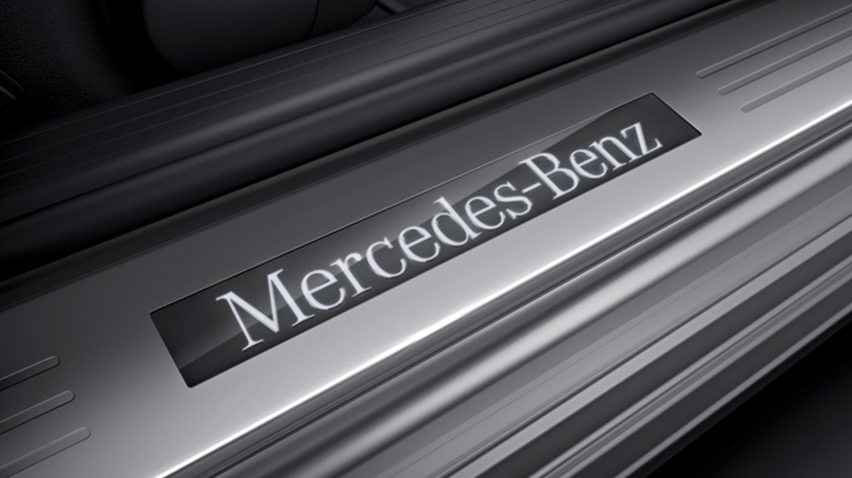 Mercedes-Benz 2014 E CLASS WAGON GALLERY 017 GOI D