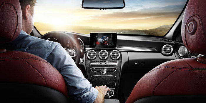 2015-C-CLASS-SEDAN-094-CCF-D.jpg