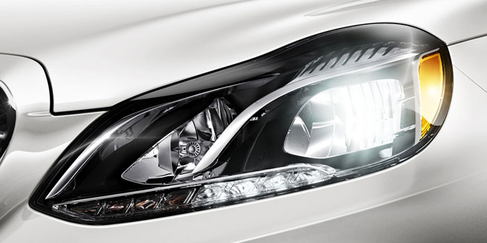 2014-E-CLASS-WAGON-015-CCF-D.jpg