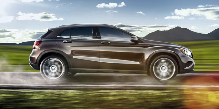 2015-GLA-CLASS-GLA250-080-CCF-D.jpg