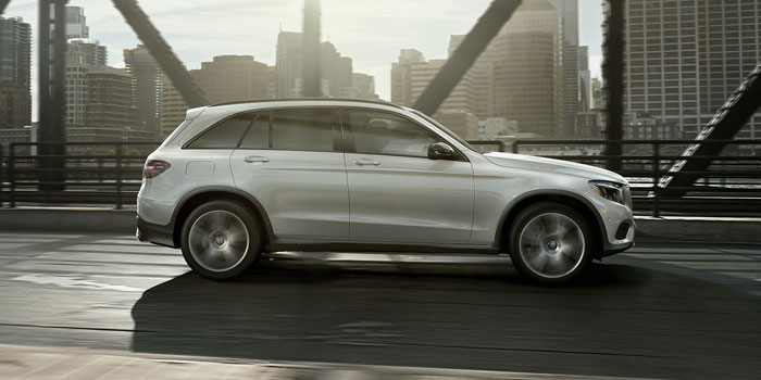 2016-GLC-SUV-092-CCF-D.jpg