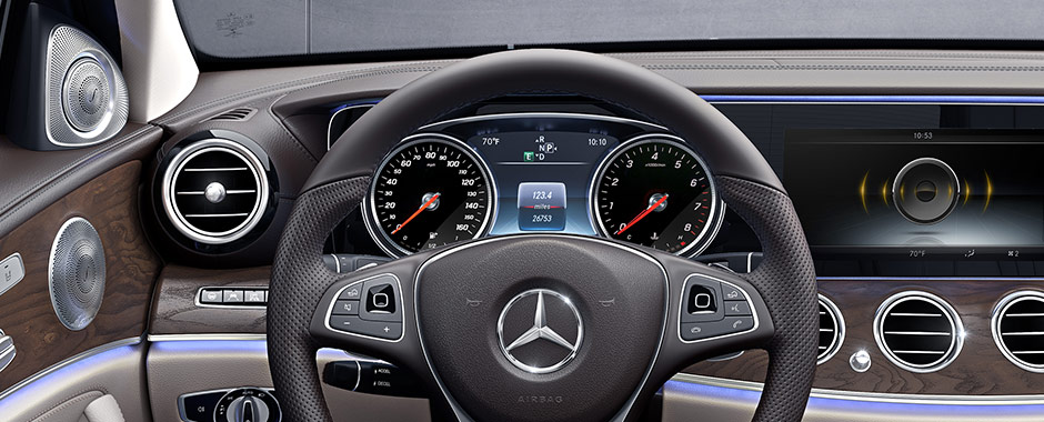 https://assets.mbusa.com/vcm/MB/DigitalAssets/Vehicles/ClassLanding/2017/E/SDN/Categories/Features/2016-E-CLASS-SDN-DCT1-1-D.jpg