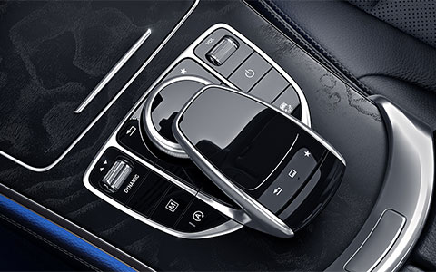 https://assets.mbusa.com/vcm/MB/DigitalAssets/Vehicles/ClassLanding/2017/GLC/Coupe/BASE/Category/Features/2017-GLC-CLASS-COUPE-CAROUSEL-RIGHT-3-4-D.jpg