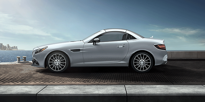 2017-SLC-ROADSTER-CLASS-009-CCF-D.gif