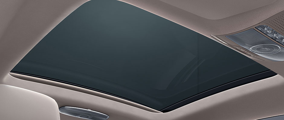Mercedes-Benz 2018 E COUPE GALLERY 015 SET O FI D