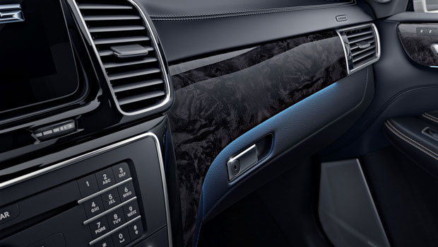 https://assets.mbusa.com/vcm/MB/DigitalAssets/Vehicles/Models/2017/GLS63W4/Features/2017-GLS-GLS63-AMG-SUV-032-MCFO.jpg