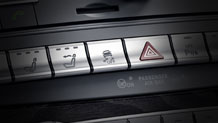 2017-SL-ROADSTER-MODEL-PAGE-044-MCF.jpg