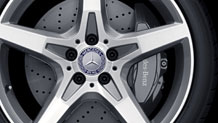2017-SL-SL550-ROADSTER-MODEL-PAGE-043-MCF.jpg